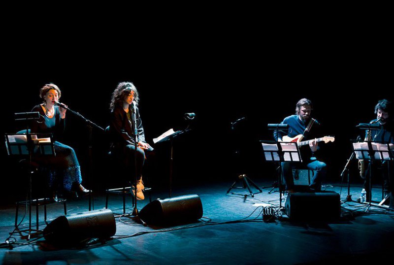 La bibliothèque idéale - Camélia Jordan et Raphaële Lannadère - Crédit : Gilles Vidal